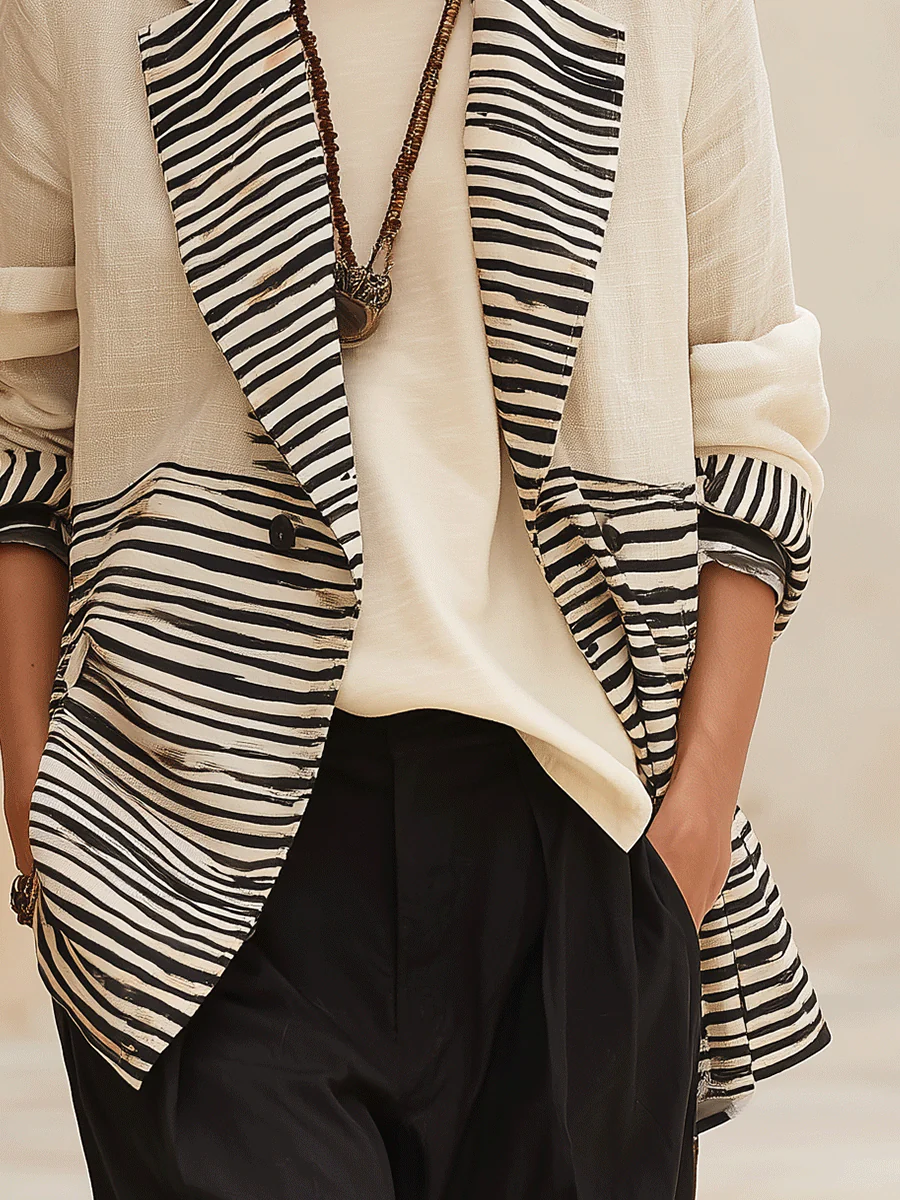 Women's Linen Blend With Zebra Print Contrast Lapel Blazer - Image 3